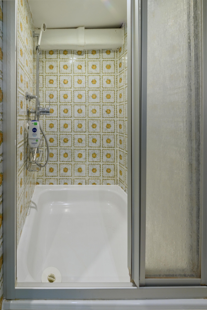 Dusche mit Schiebetür Dusche mit Schiebetür